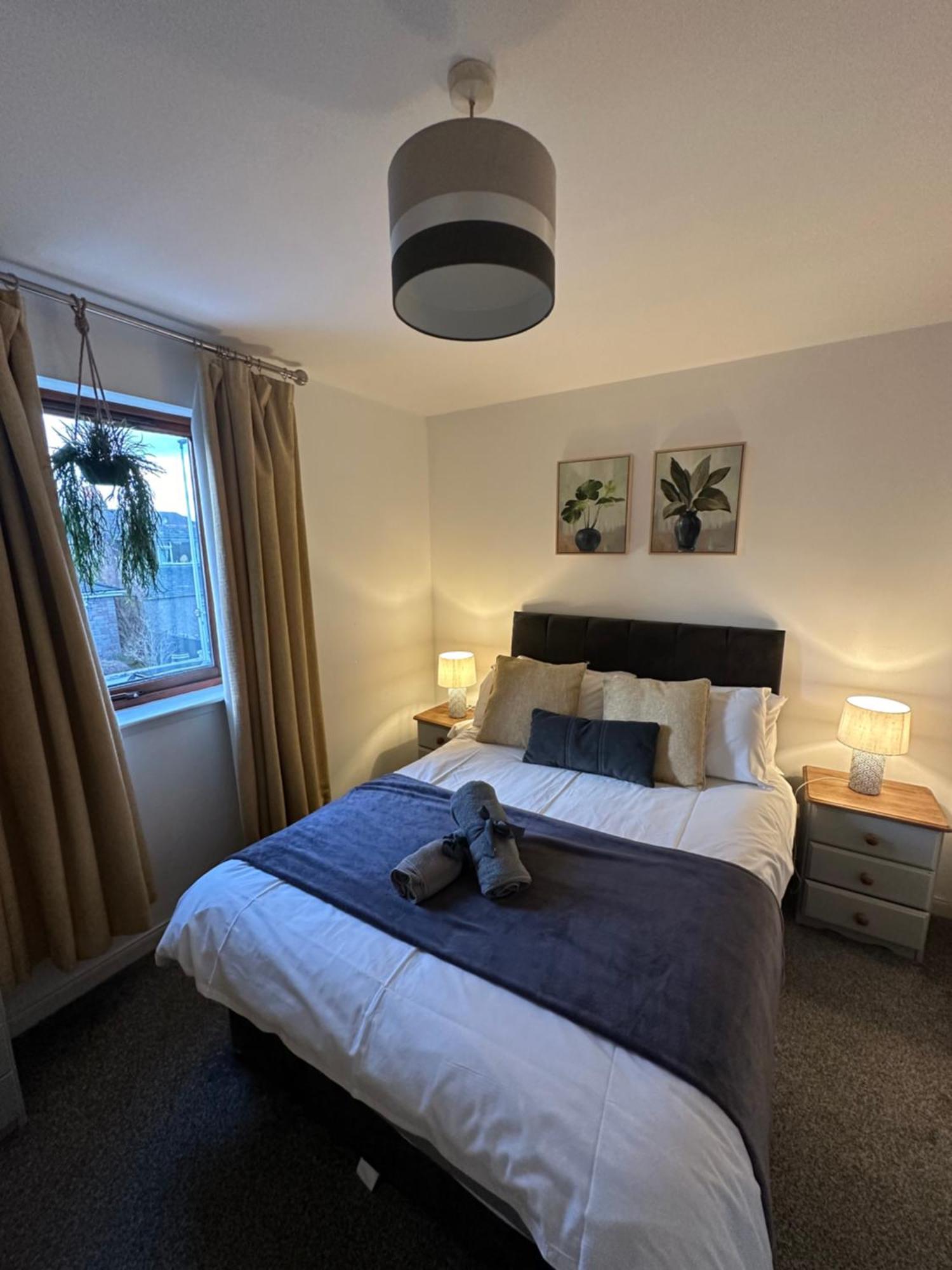 Lovely Modern 2 Bedrom Unit Close To City Center Dalneigh Exterior foto